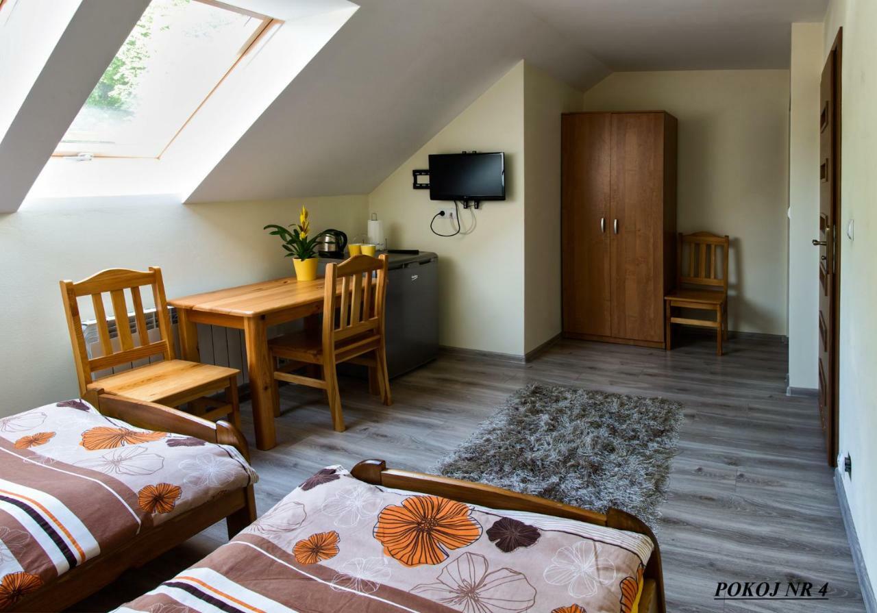 Domki i Pokoje u Borsa Lesko Exteriér fotografie