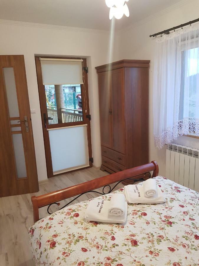 Domki i Pokoje u Borsa Lesko Exteriér fotografie